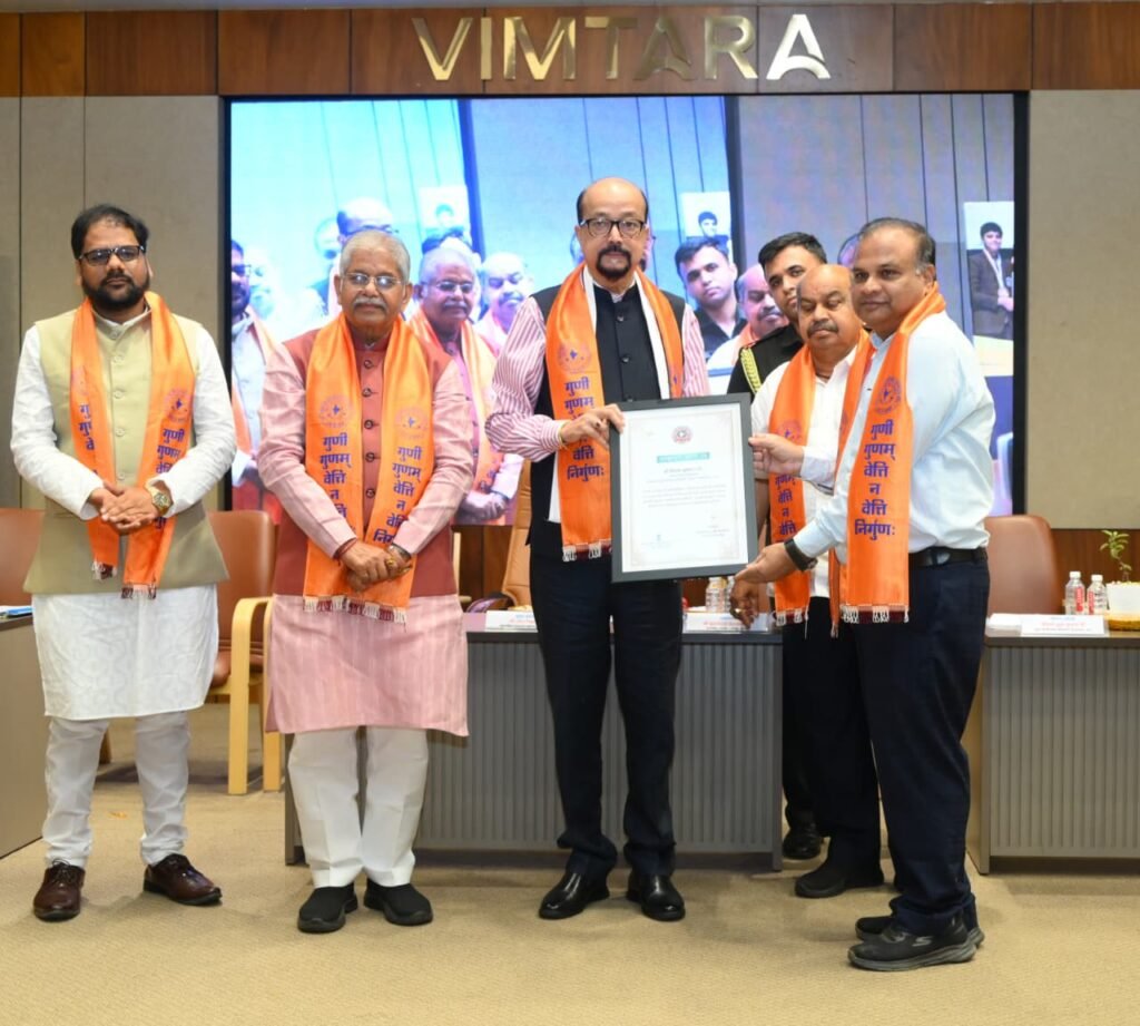 मोबाइल और डिजिटल एडिक्शन से बचें, मानव बुद्धि ही सर्वोच्च है: राज्यपाल रमेन डेका 1002240936
