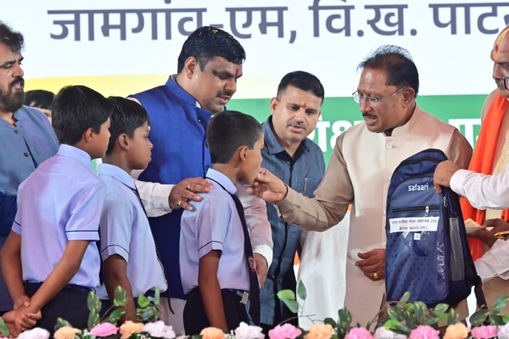नई पीढ़ी का भविष्य संवारना हमारी सबसे बड़ी जिम्मेदारी : मुख्यमंत्री विष्णुदेव साय 1002247669